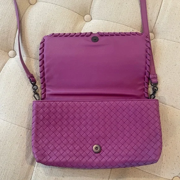 Bottega Veneta purple woven leather crossbody bag - brand new - Picture 3 of 15